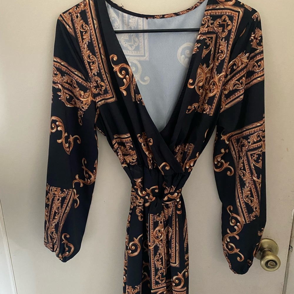 V neck long sleeve maxi dress